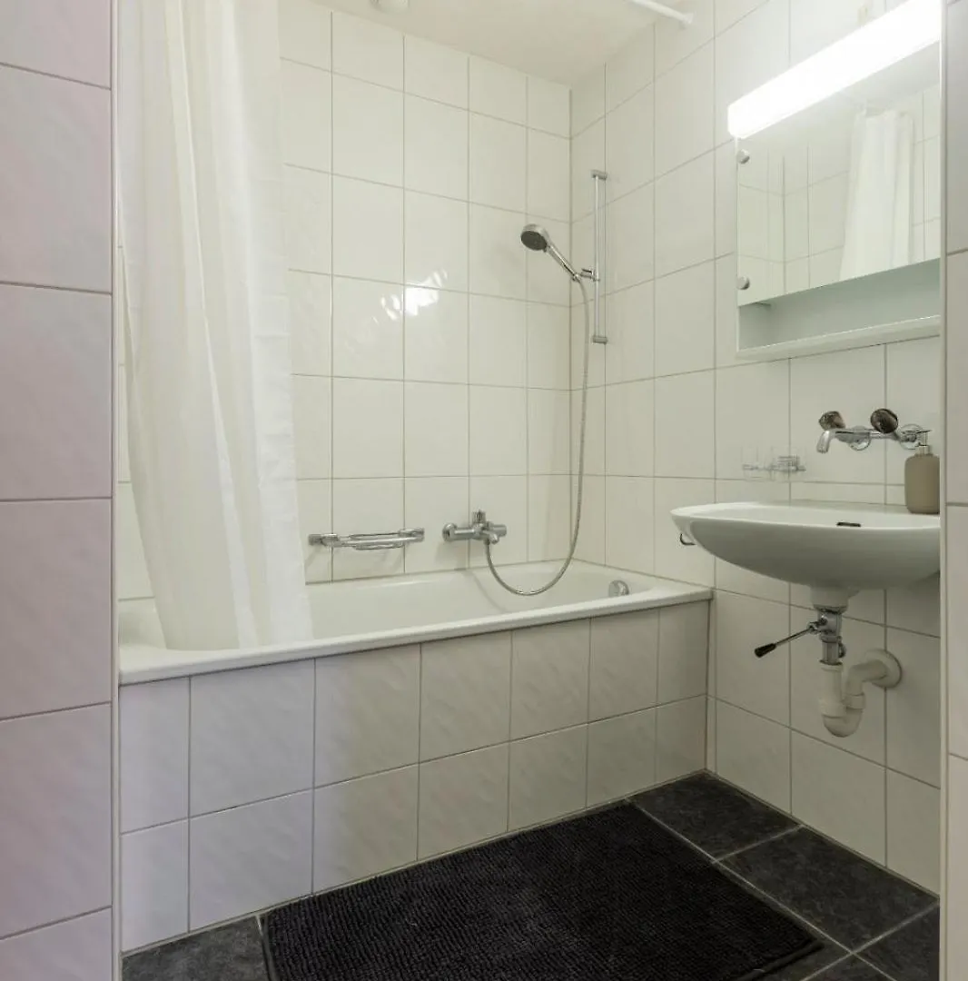 Apartment Gemuetlich Eingerichtete Wohnung Im Herzen Von Zuerich Switzerland